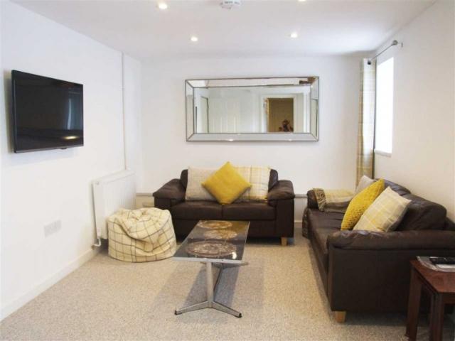 Room for rent in Greenbank, Plymouth