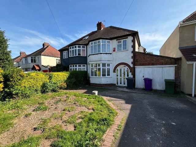 Apartment for rent in Goldthorn Park, West Midlands