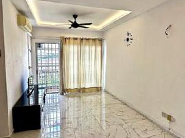 Apartment for sale in Petaling, Subang Jaya