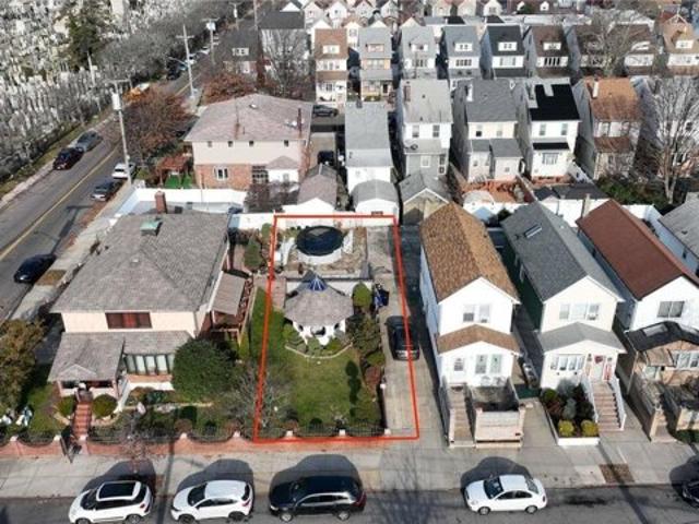 Land for sale in Ozone Park Land for sale in Ozone Park