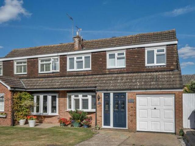 House for sale in Sutton-at-Hone and Hawley, Monks Orchard