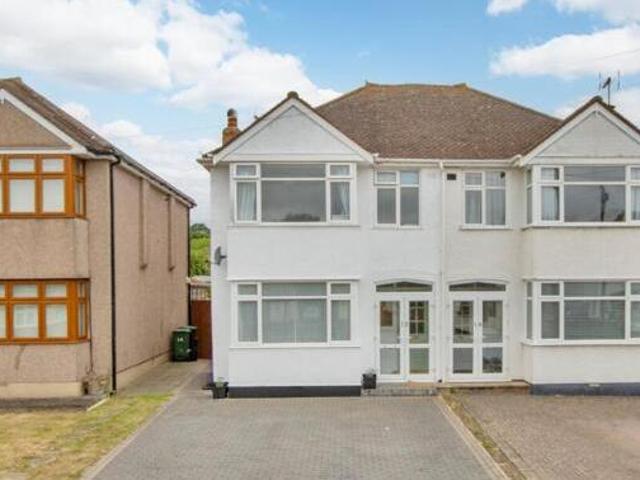 House for sale in Sutton-at-Hone and Hawley, Monks Orchard