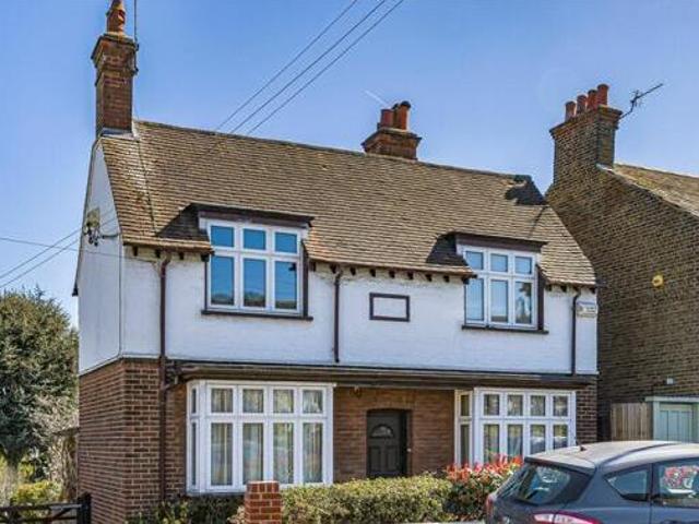 House for sale in Longfield and New Barn, Monks Orchard