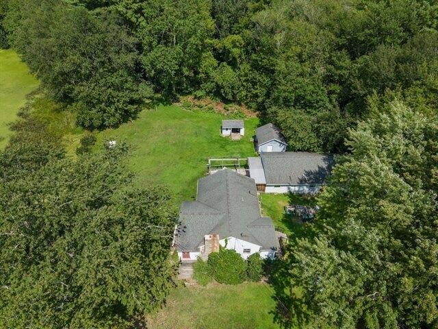 House for sale in North Oxford, Massachusetts