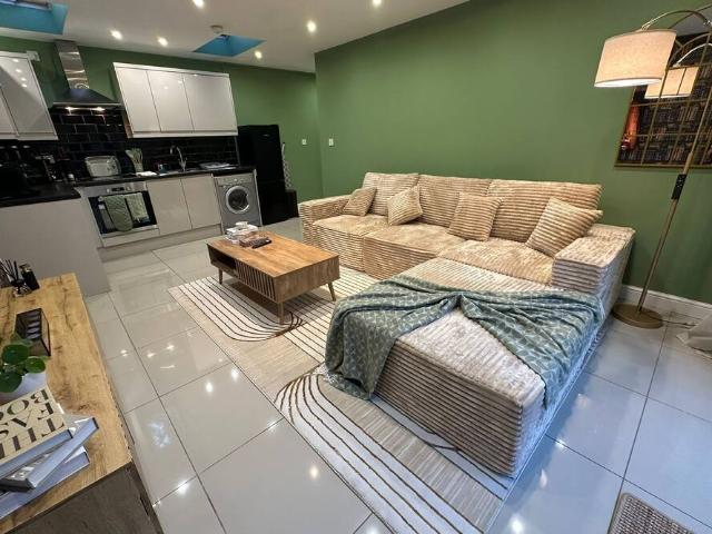 Apartment for rent in Banners Gate, Birmingham