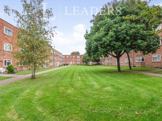 Apartment for rent in Carshalton Beeches, Greater London