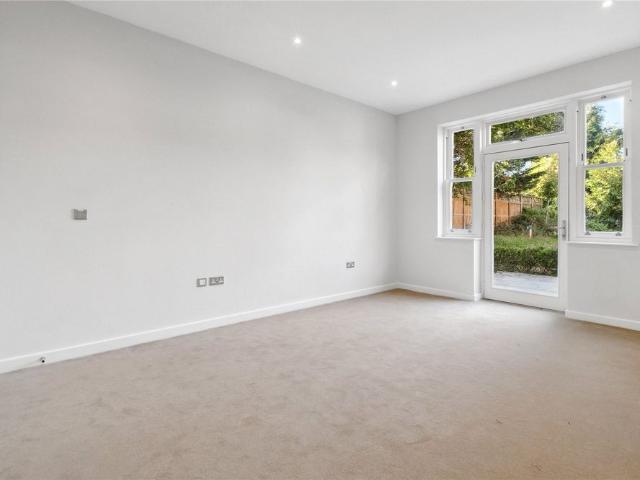Apartment for rent in London Borough of Hounslow, Greater London