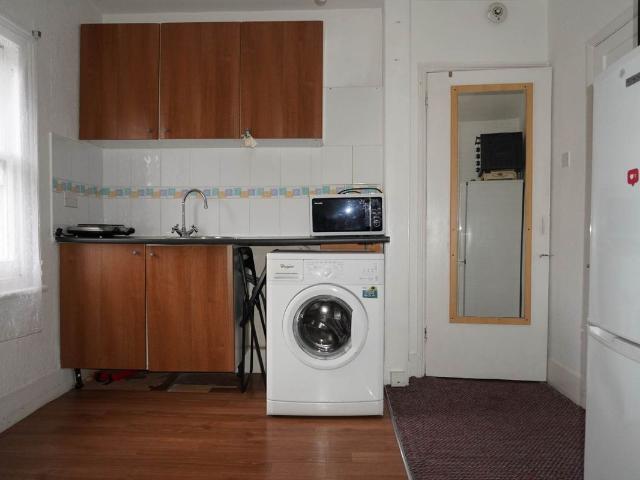 Studio for rent in Grove Park, Greater London
