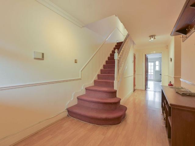 Apartment for rent in London Borough of Hounslow, Strand