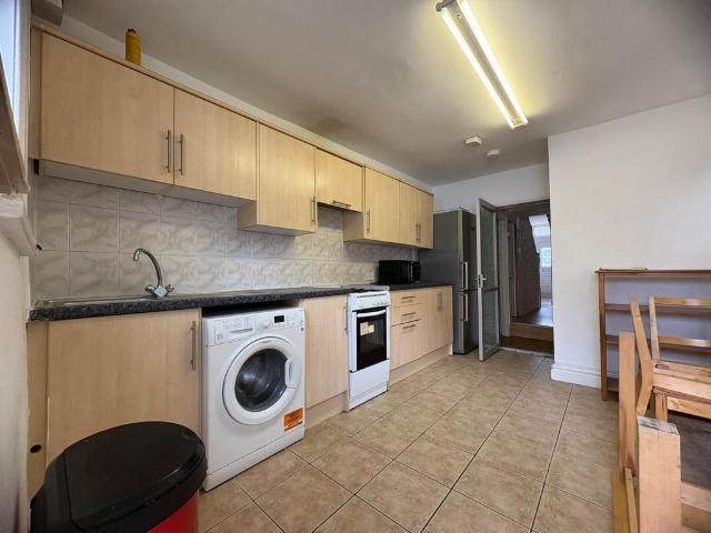 House for rent in London Borough of Hounslow, Heston