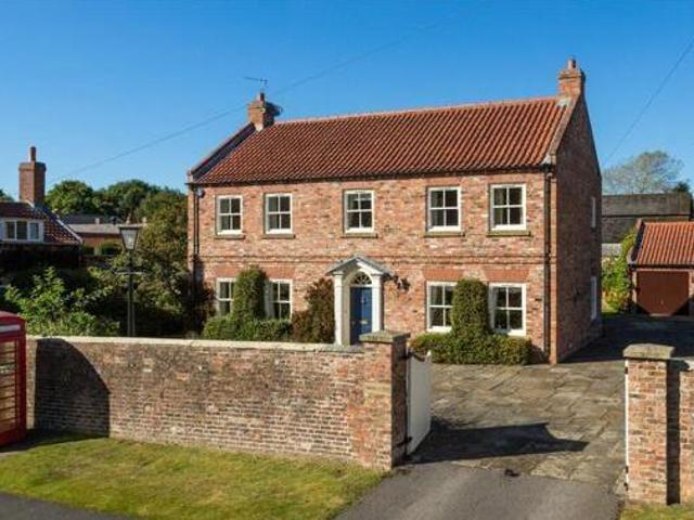 House for sale in High Field, York