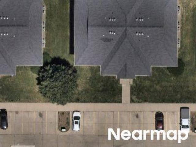 Condo for sale in Urbandale, Iowa