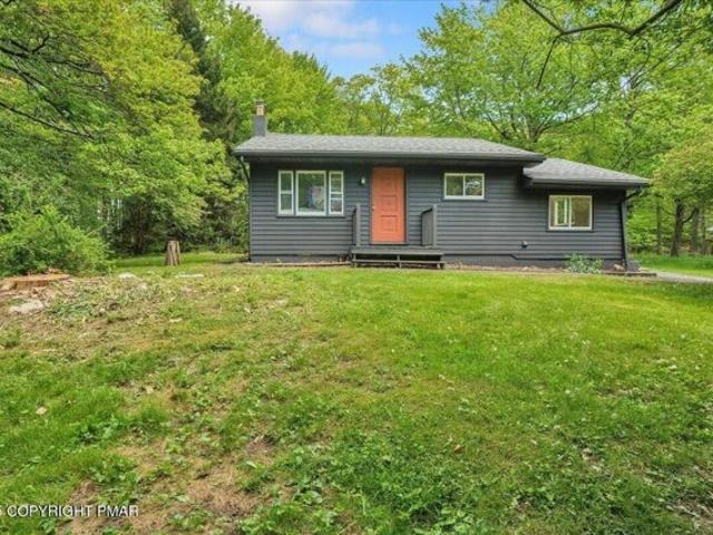 House for sale in Cresco, Pennsylvania
