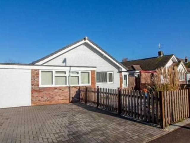 House for sale in Spring Vale, Hampshire