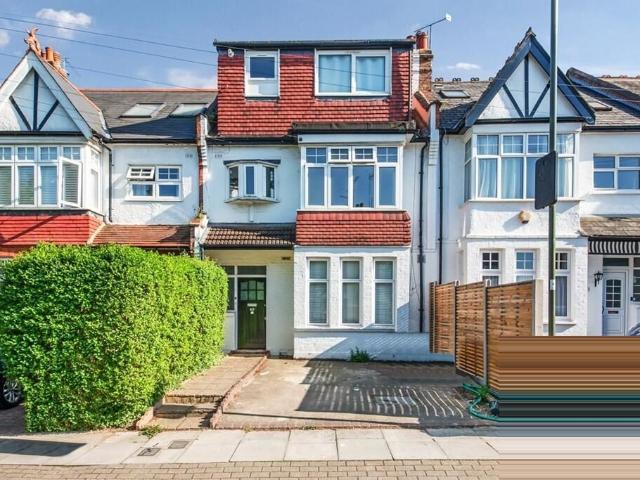 Apartment for rent in Colney Hatch, Greater London