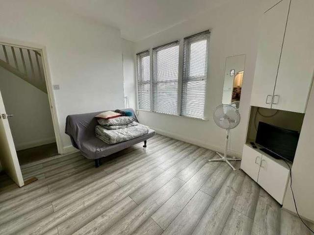 House for rent in Prittlewell, Southend-on-Sea
