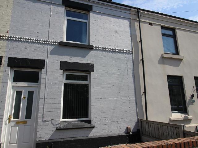 House for rent in Worsley Brow, St Helens