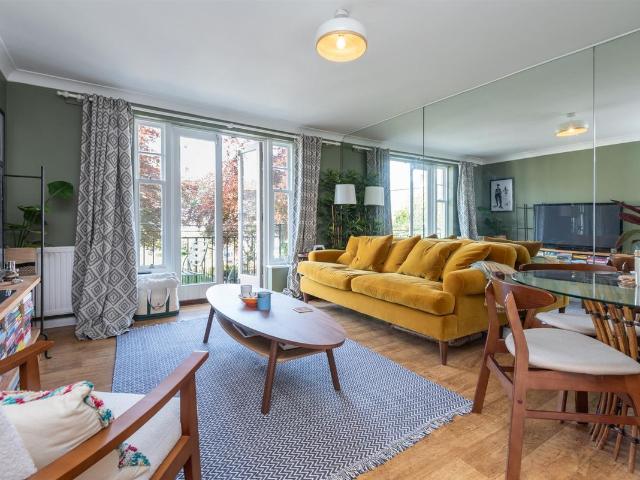Apartment for rent in Lower Clapton, Greater London