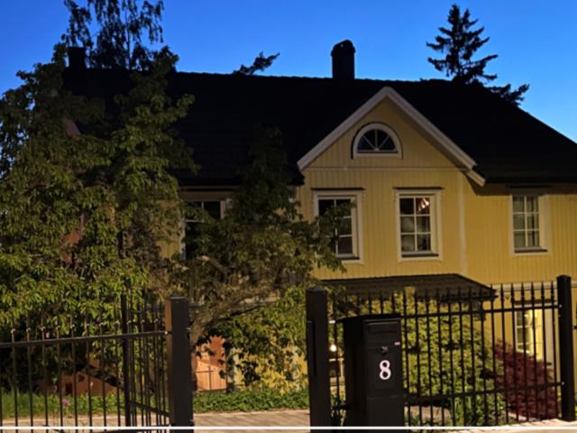 Hus hyra i Nacka, Älta