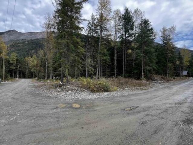 Land for sale in Canyon, British Columbia