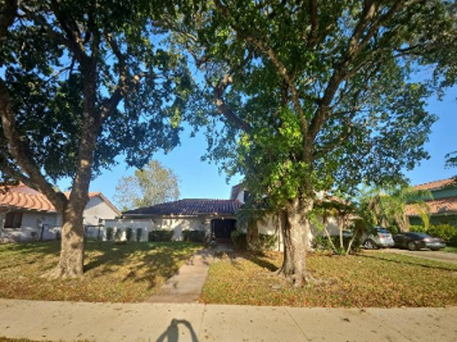 House for sale in Davie, Florida