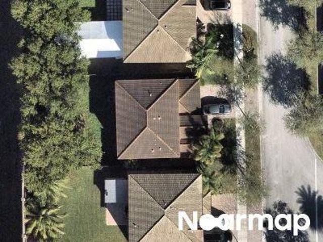 Townhouse for sale in Miami, Florida