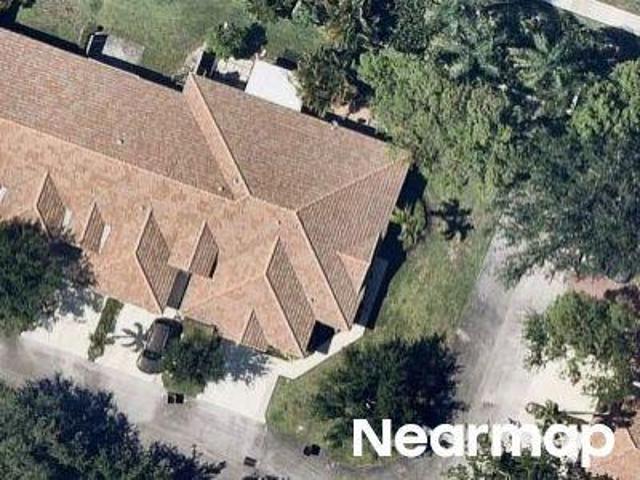 Townhouse for sale in Deerfield Beach