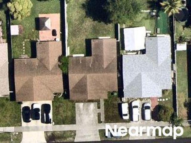 House for sale in Ro-Len Lake Gardens, Hallandale Beach