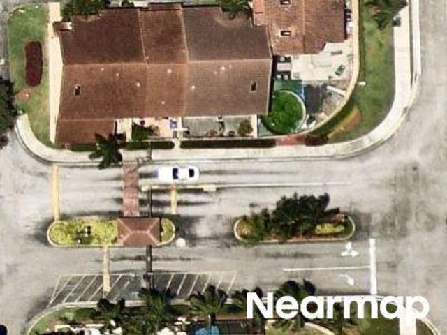 Townhouse for sale in Hollywood