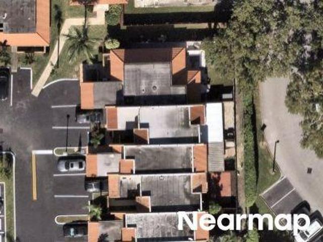 Townhouse for sale in Hollywood