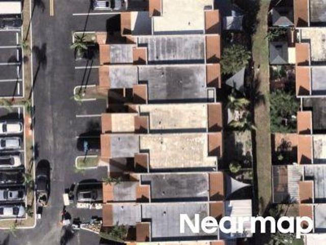 Townhouse for sale in Pembroke Pines, Florida
