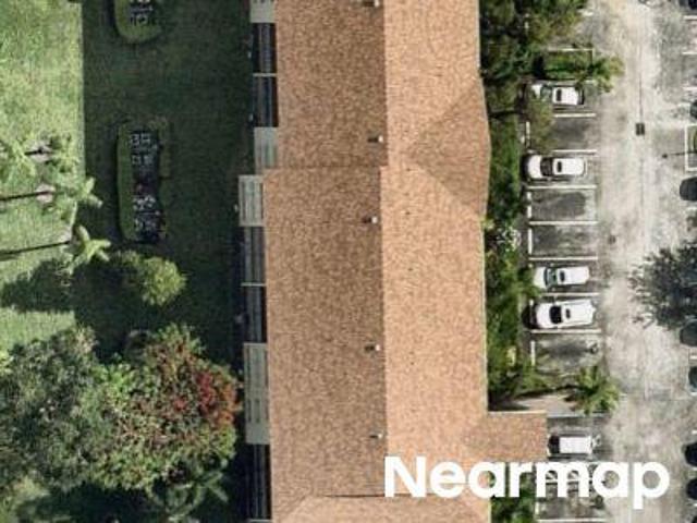Condo for sale in Pembroke Pines, Florida
