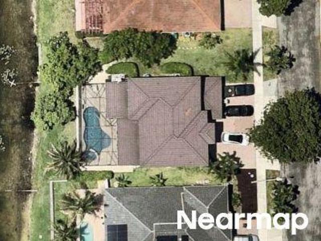 House for sale in Hollywood