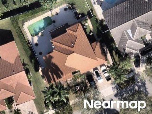 House for sale in Pembroke Pines, Florida
