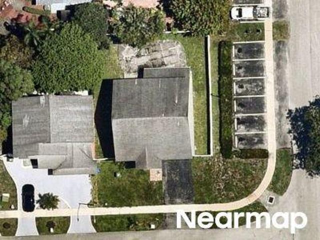 House for sale in Pembroke Pines, Florida
