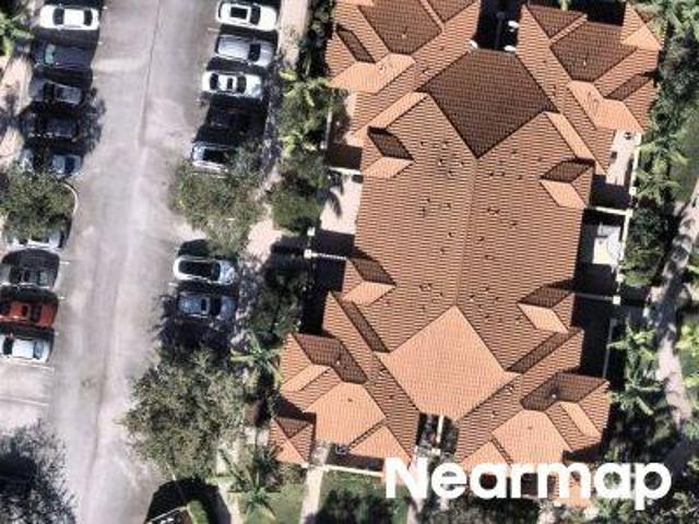 Condo for sale in Pembroke Pines, Florida