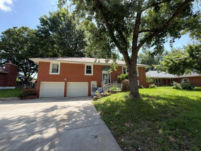 House for sale in Blue Springs, Missouri