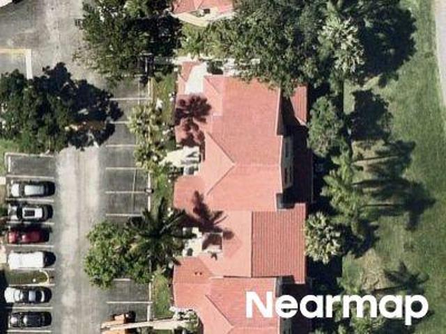 Condo for sale in Pembroke Pines, Florida