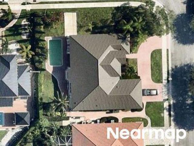 House for sale in Pembroke Pines, Florida