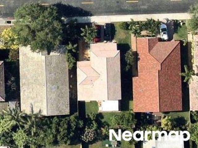 House for sale in Pembroke Pines, Florida