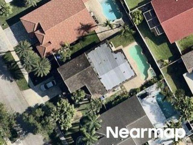 House for sale in Pembroke Pines, Florida