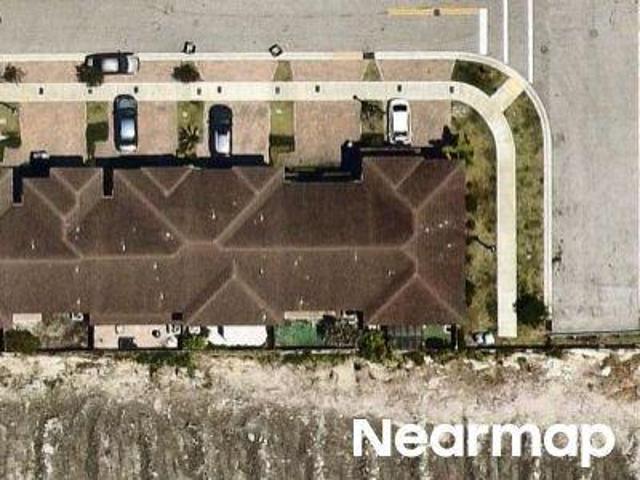 House for sale in Crystal Cay, Miami