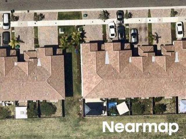 Townhouse for sale in Princeton, Florida