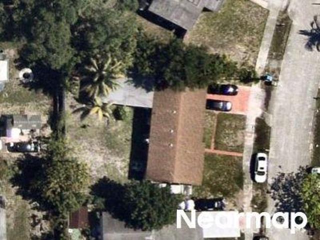 House for sale in Lake Forest, West Park