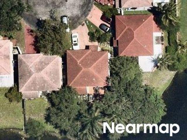 House for sale in Pembroke Pines, Florida