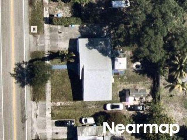 House for sale in Lake Forest, West Park