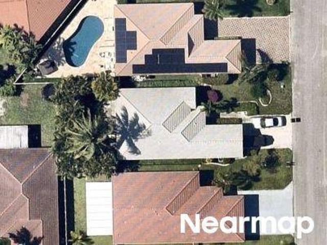 House for sale in Deerfield Beach