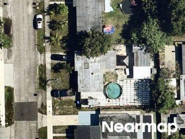 House for sale in Lake Forest, West Park