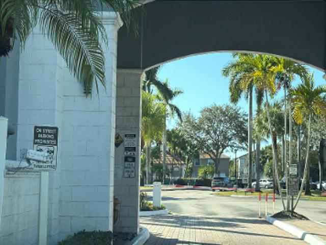 House for sale in Hollywood, Florida