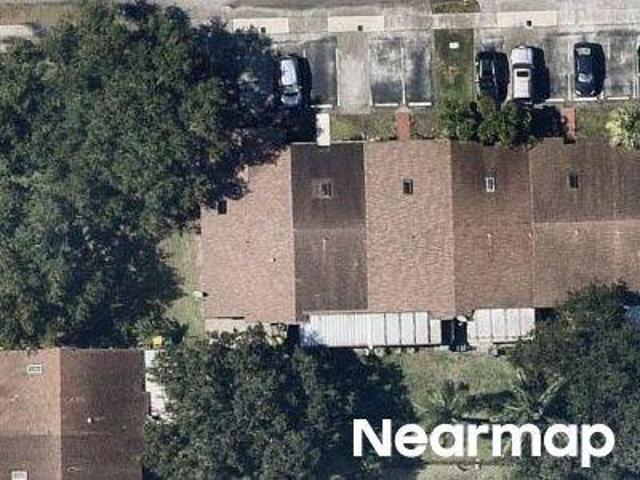 Townhouse for sale in Dania, Florida